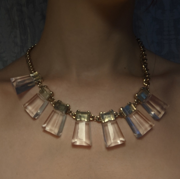 Statement crystal inspired necklace - Picture 4 of 4